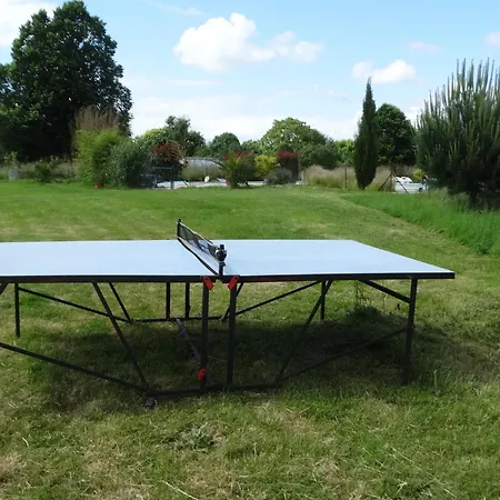La Petite Grange Climatisé Plain-pied 3 5 Personnes 2 Toilettes, Parking, Wifi, Piscine D'été Chauffée à Partager, Animaux Acceptés En Pleine Nature Casa de Férias