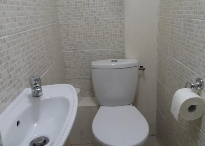 La Petite Grange Climatisé Plain-pied 3 5 Personnes 2 Toilettes, Parking, Wifi, Piscine D'été Chauffée à Partager, Animaux Acceptés En Pleine Nature