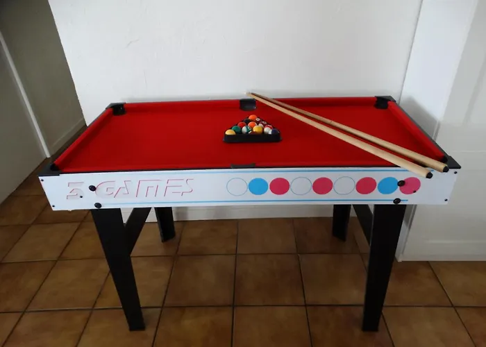 Casa de Férias La Petite Grange Climatisé Plain-pied 3 5 Personnes 2 Toilettes, Parking, Wifi, Piscine D'été Chauffée à Partager, Animaux Acceptés En Pleine Nature